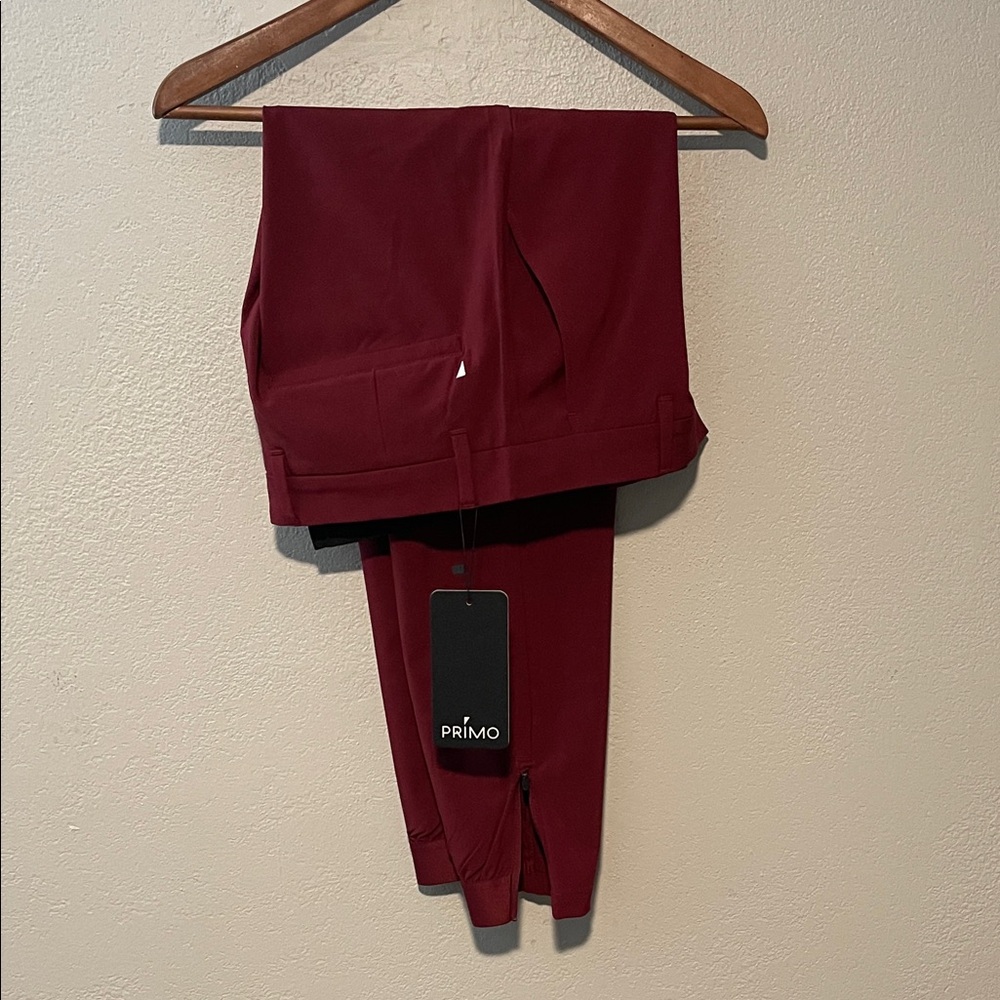 Primo Burgundy golf pants size 30 short